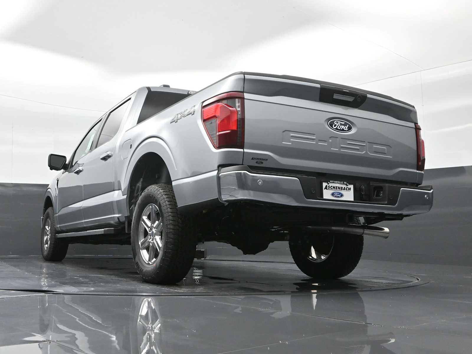 New 2024 Ford F150 XLT w/ Mobile Office Package image 22