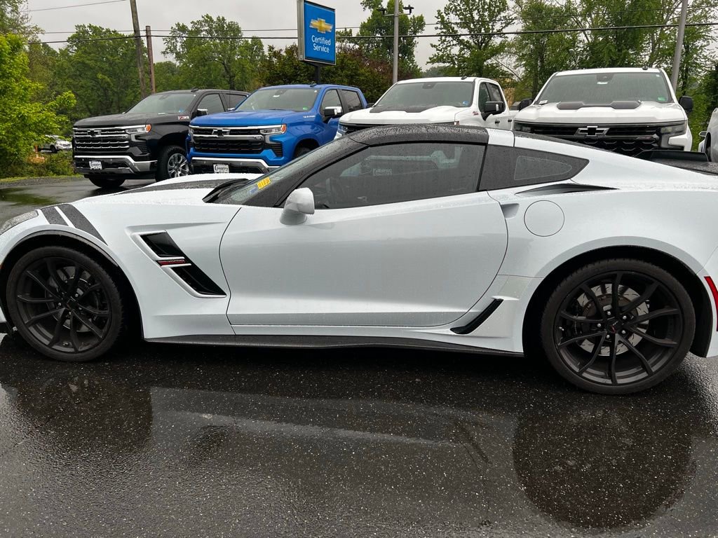 Used 2019 Chevrolet Corvette Grand Sport RWD image 8