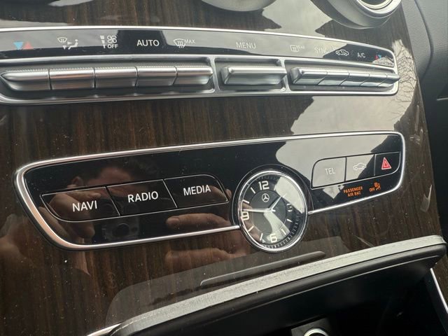 Used 2021 Mercedes-Benz C 300 4MATIC Sedan image 24