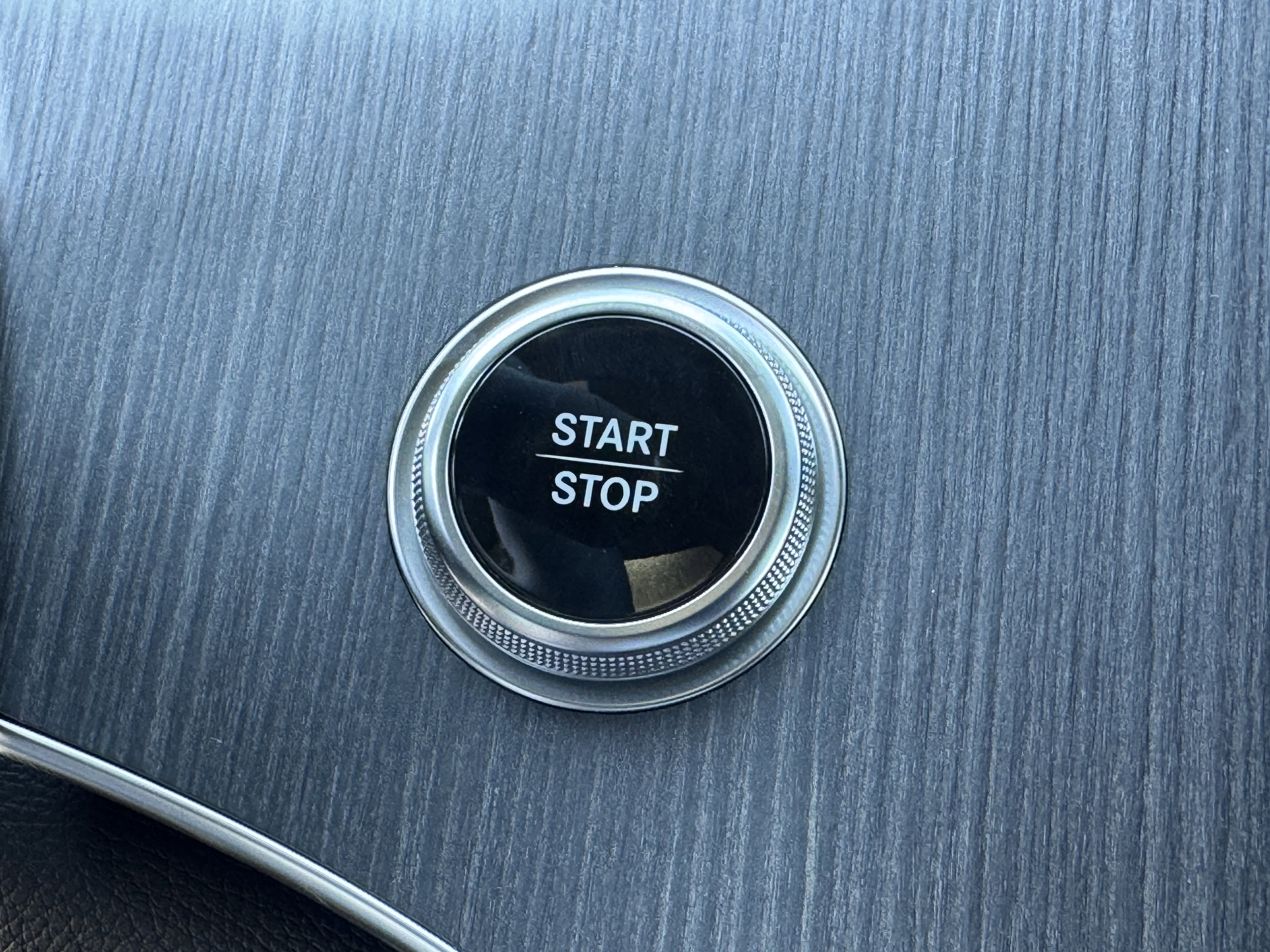 New 2026 Mercedes-Benz EQE 320 4MATIC SUV image 26