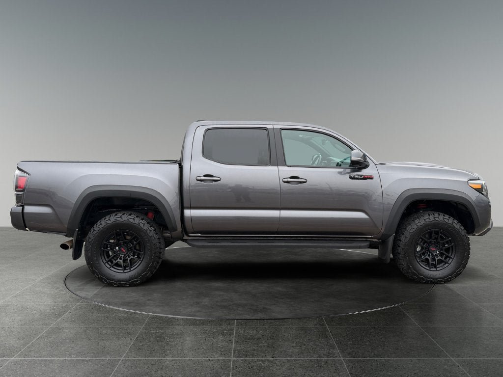 Used 2021 Toyota Tacoma TRD Pro AWD/4WD image 10