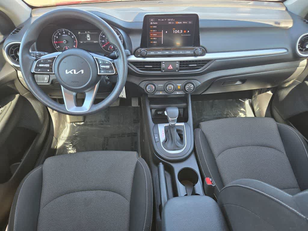 Used 2023 Kia Forte LXS FWD image 9