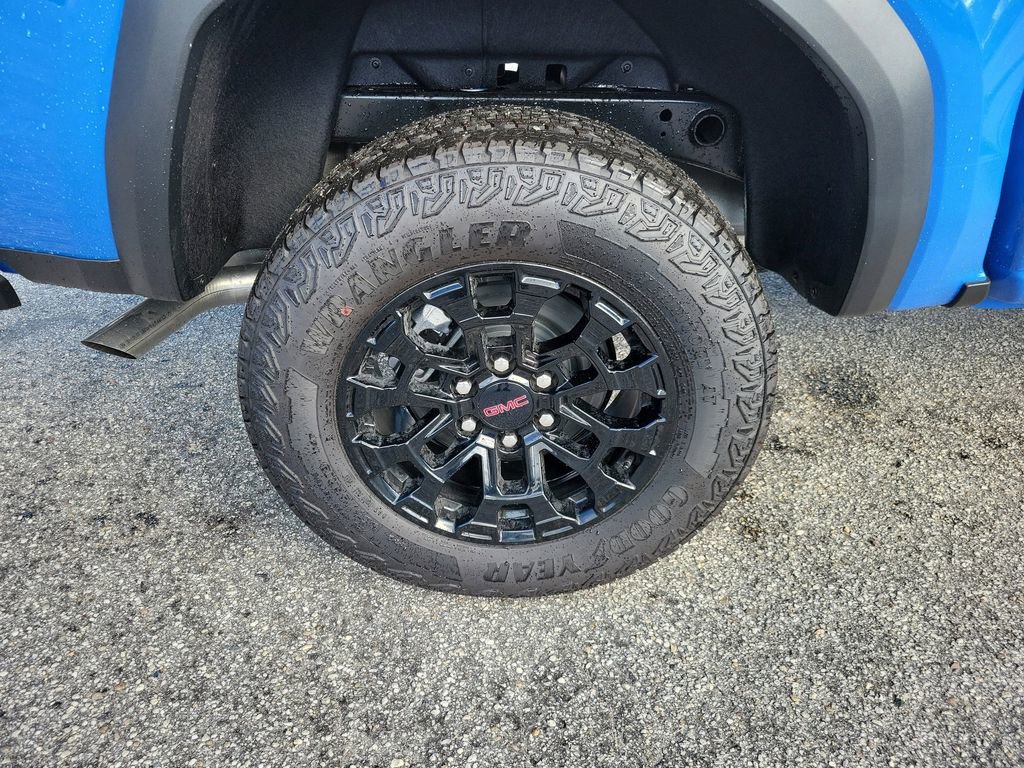 New 2026 GMC Canyon Elevation w/ Convenience Package RWD image 5