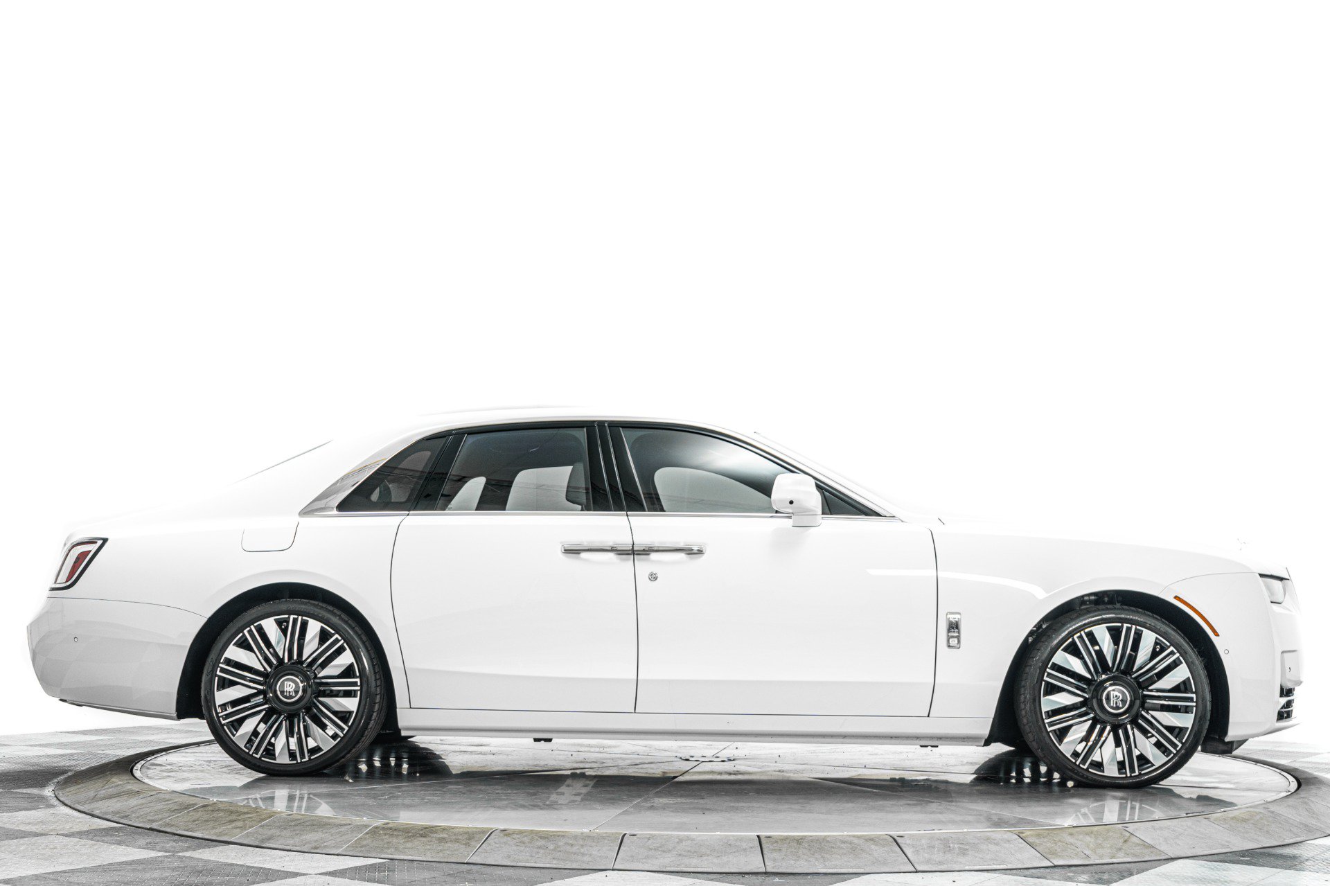 Used 2026 Rolls-Royce Ghost AWD/4WD image 49