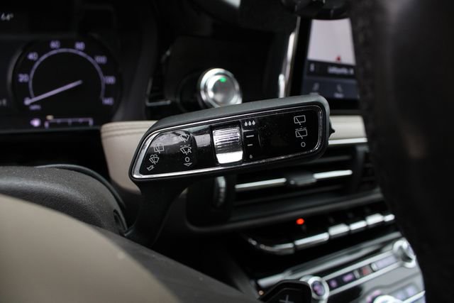 Used 2020 Lincoln Corsair Reserve w/ Equipment Group 201A image 15