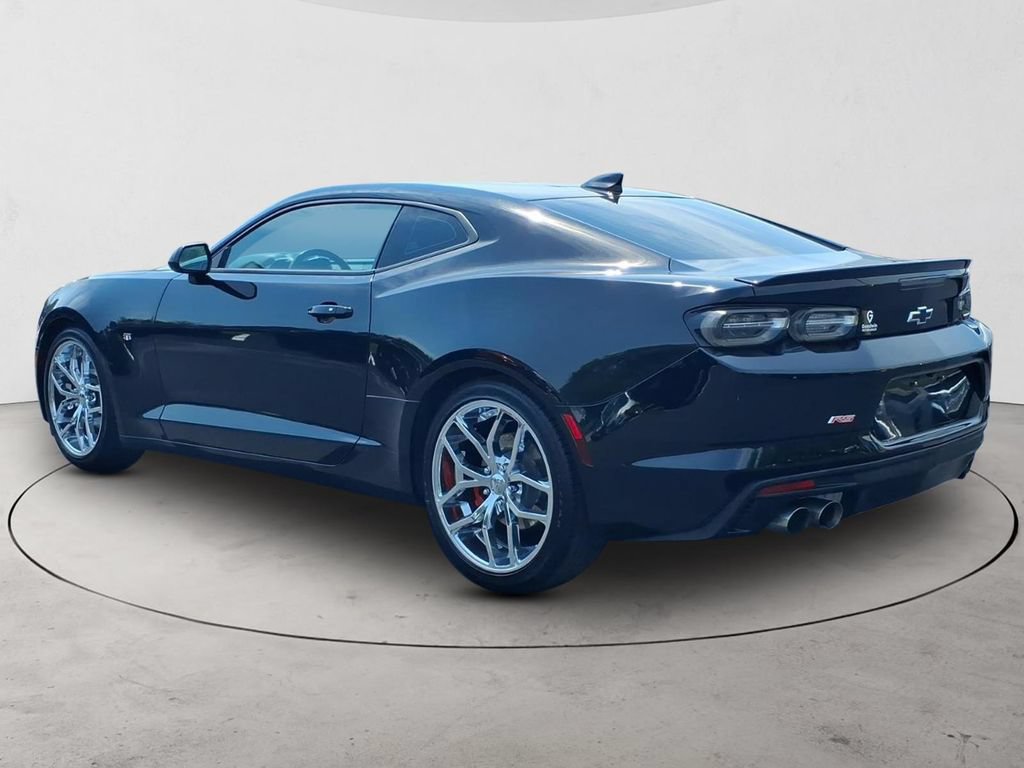 Used 2019 Chevrolet Camaro LT w/ RS Package RWD image 7