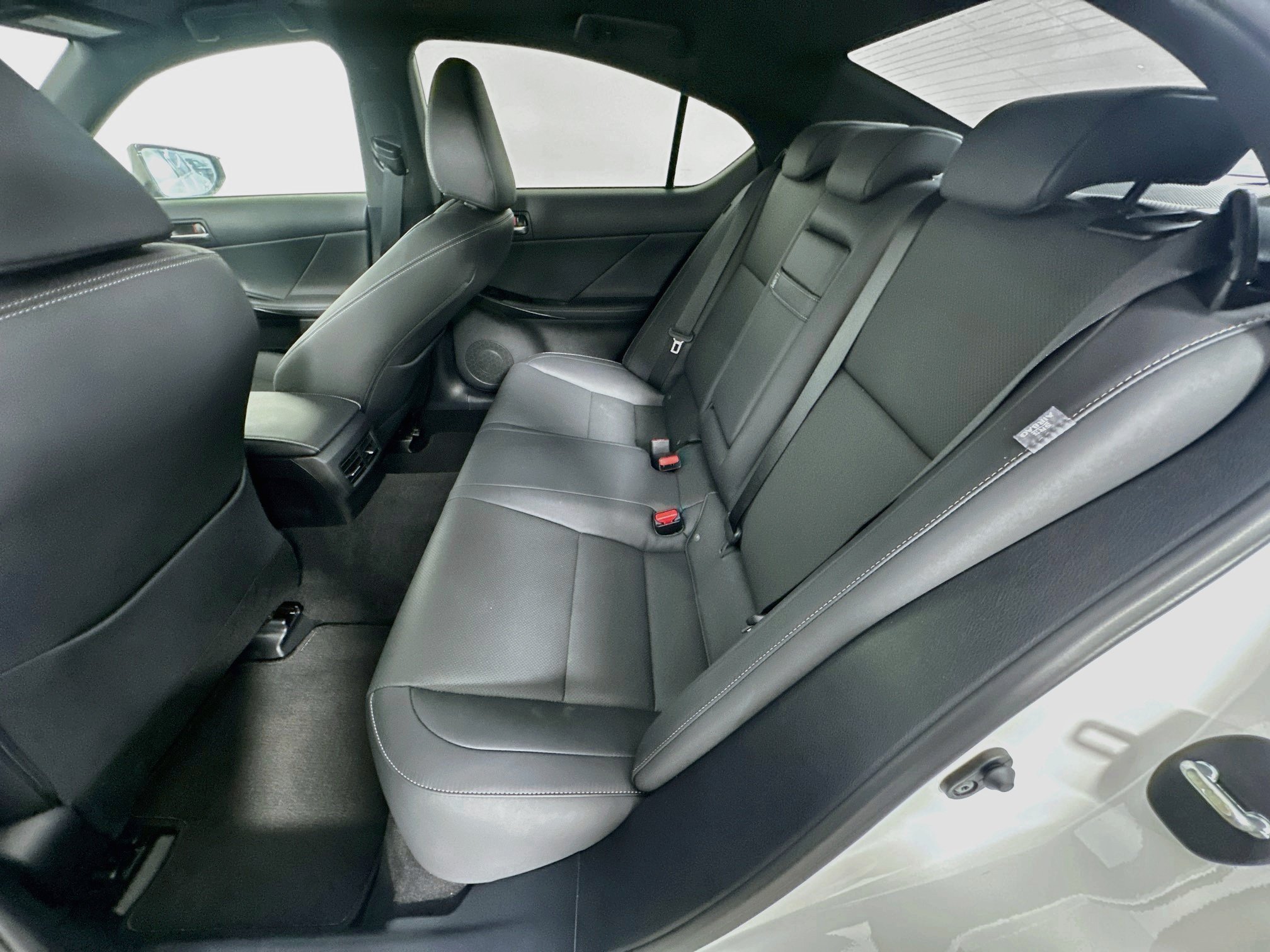 Used 2025 Lexus IS 350 F Sport RWD image 30