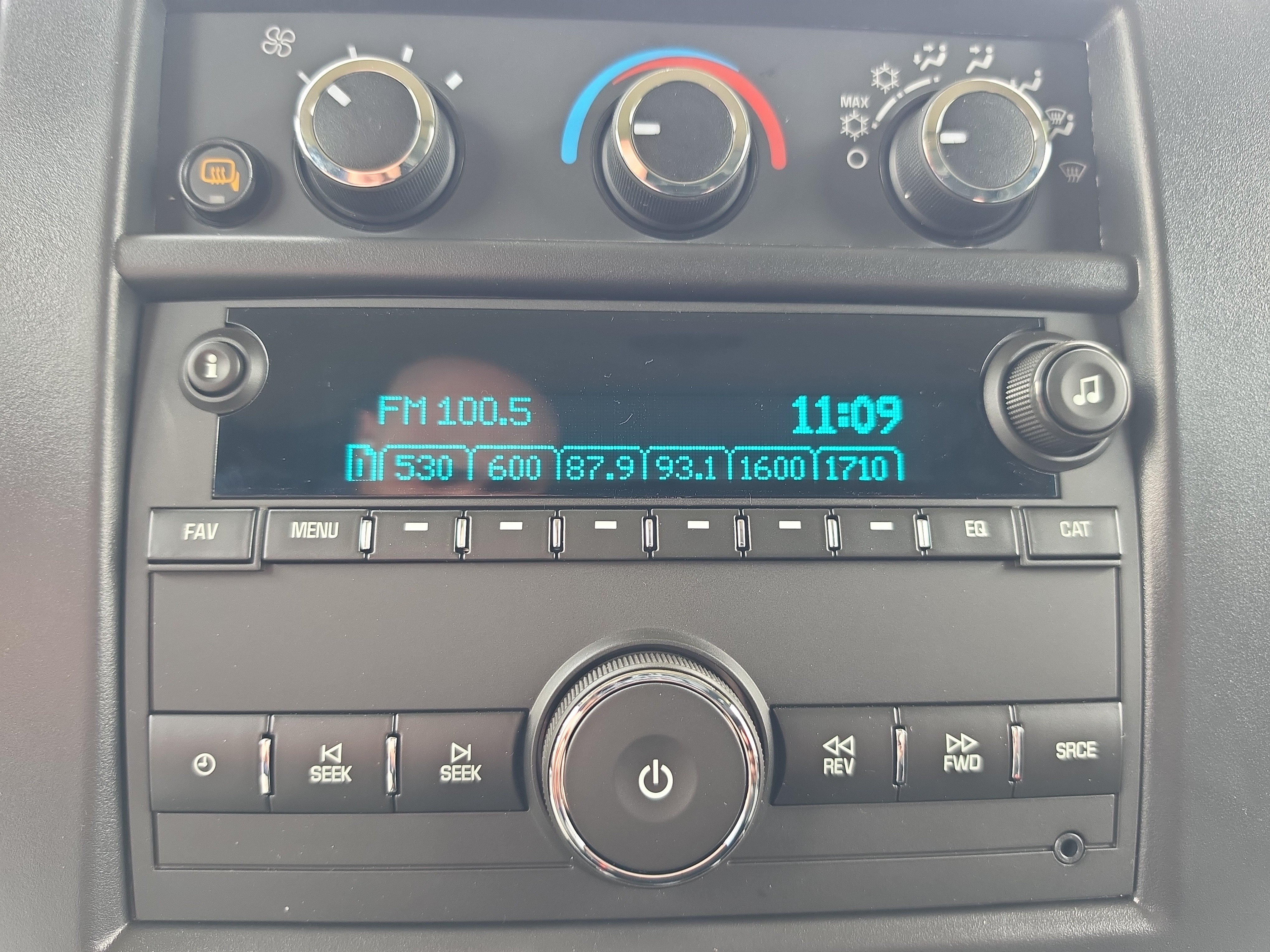 New 2026 Chevrolet Express 3500 RWD image 27