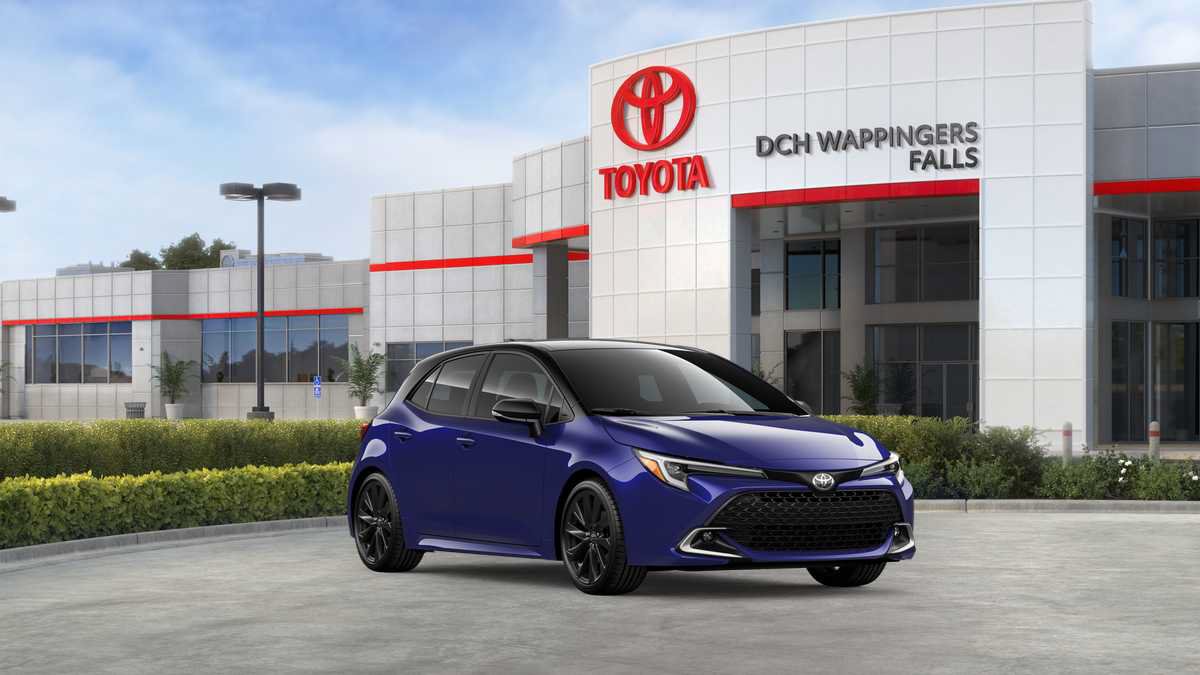 New 2026 Toyota Corolla XSE FWD image 17