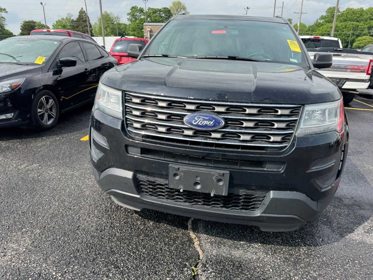 Used 2016 Ford Explorer FWD image 3