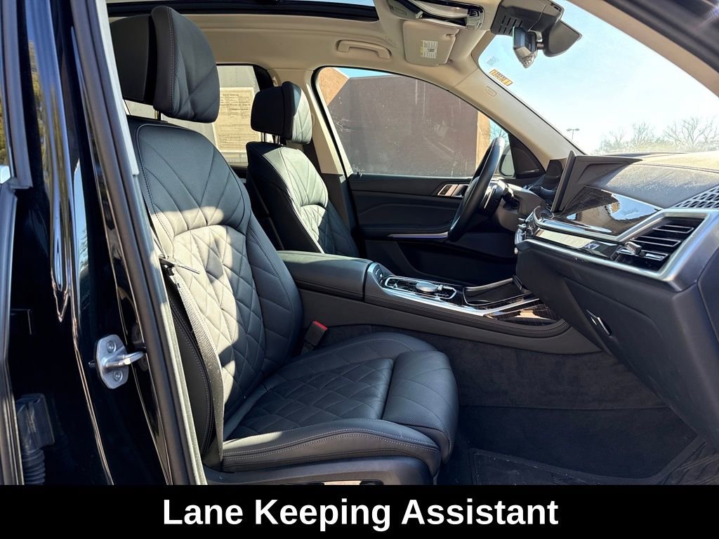Used 2025 BMW X7 xDrive40i image 36