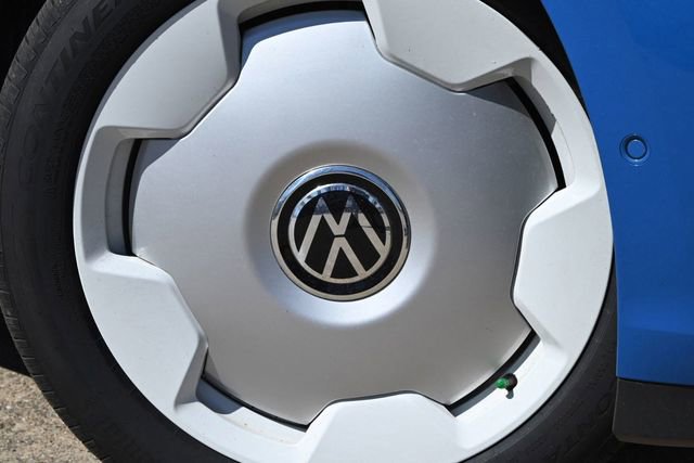 New 2025 Volkswagen ID. Buzz 1st Edition AWD/4WD image 6