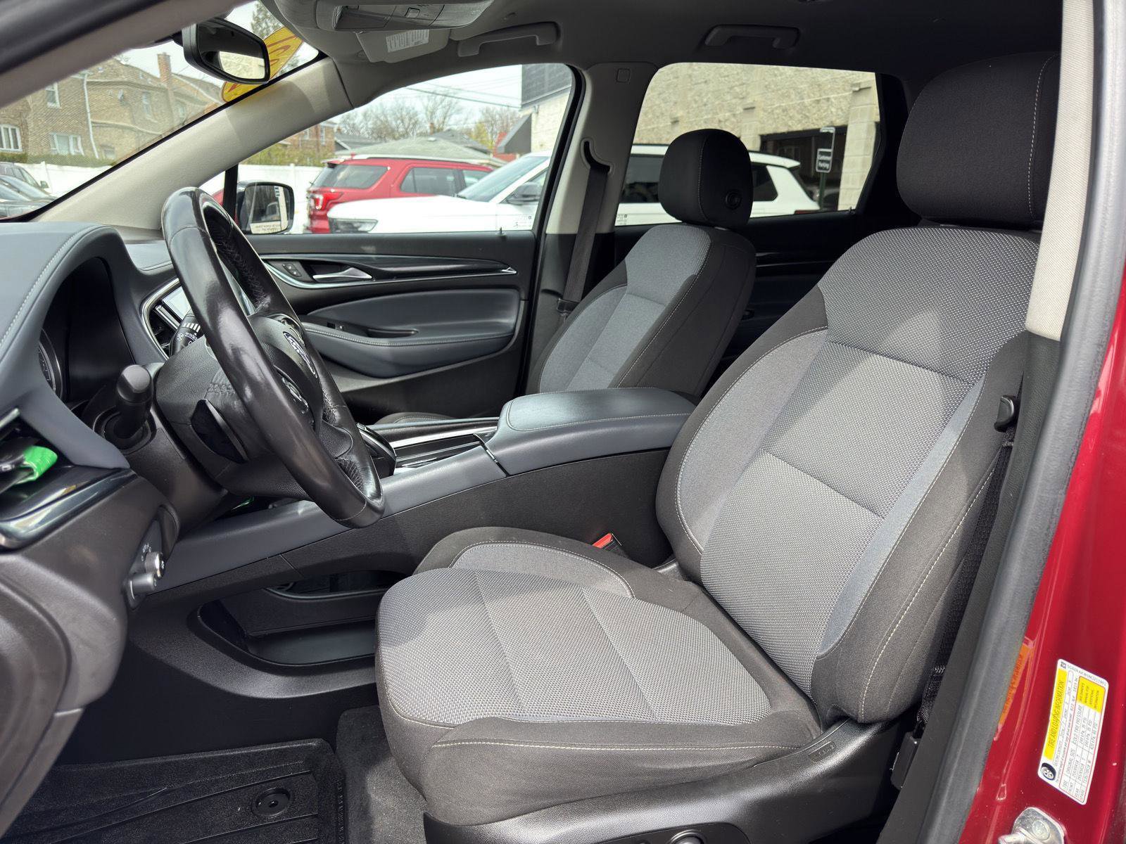 Used 2021 Buick Enclave Preferred FWD image 17
