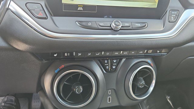 Used 2023 Chevrolet Blazer LT w/ Convenience Package FWD image 17