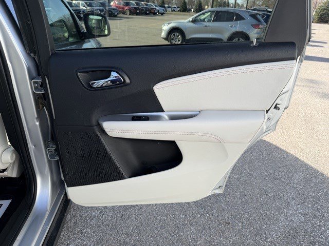 Used 2014 Dodge Journey Limited w/ Driver Convenience Group image 17