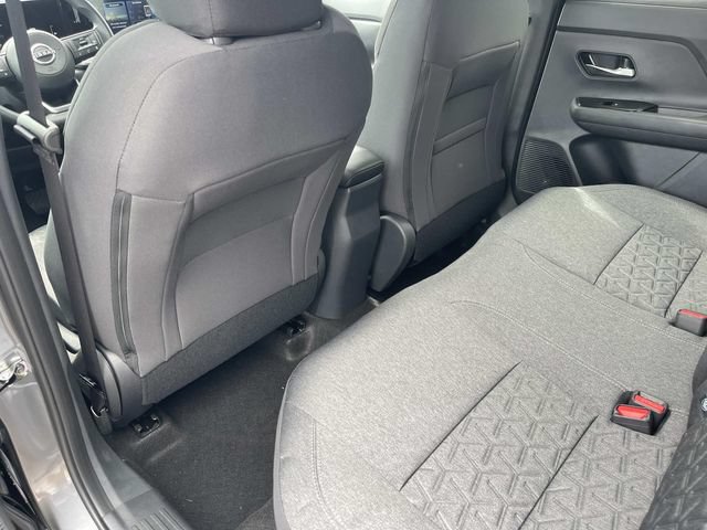 New 2026 Nissan Kicks SV w/ Interior Electronics Package FWD image 17