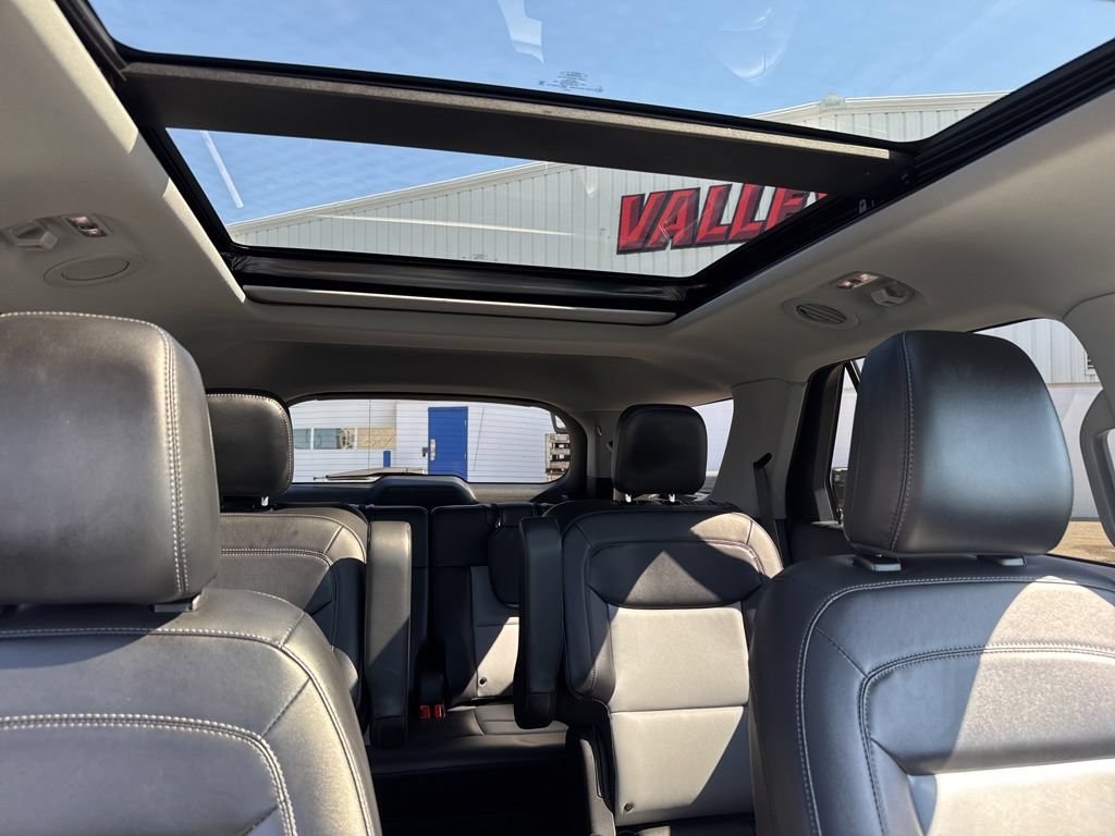 Certified 2023 Ford Explorer XLT w/ Equipment Group 202A AWD/4WD image 43