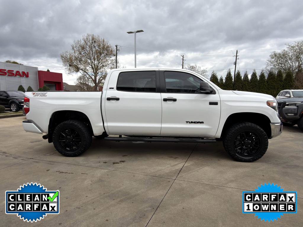 Used 2021 Toyota Tundra SR5 w/ SR5 Upgrade Package image 2