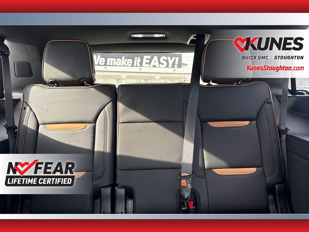 Used 2024 GMC Yukon AT4 AWD/4WD image 46