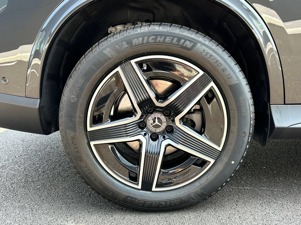 New 2026 Mercedes-Benz GLC 300 4MATIC image 33