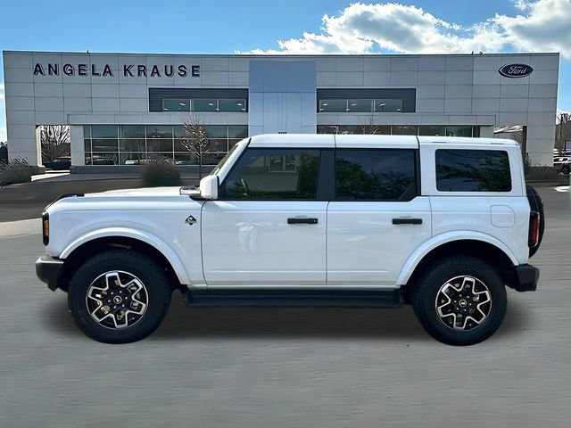 New 2026 Ford Bronco Outer Banks image 4