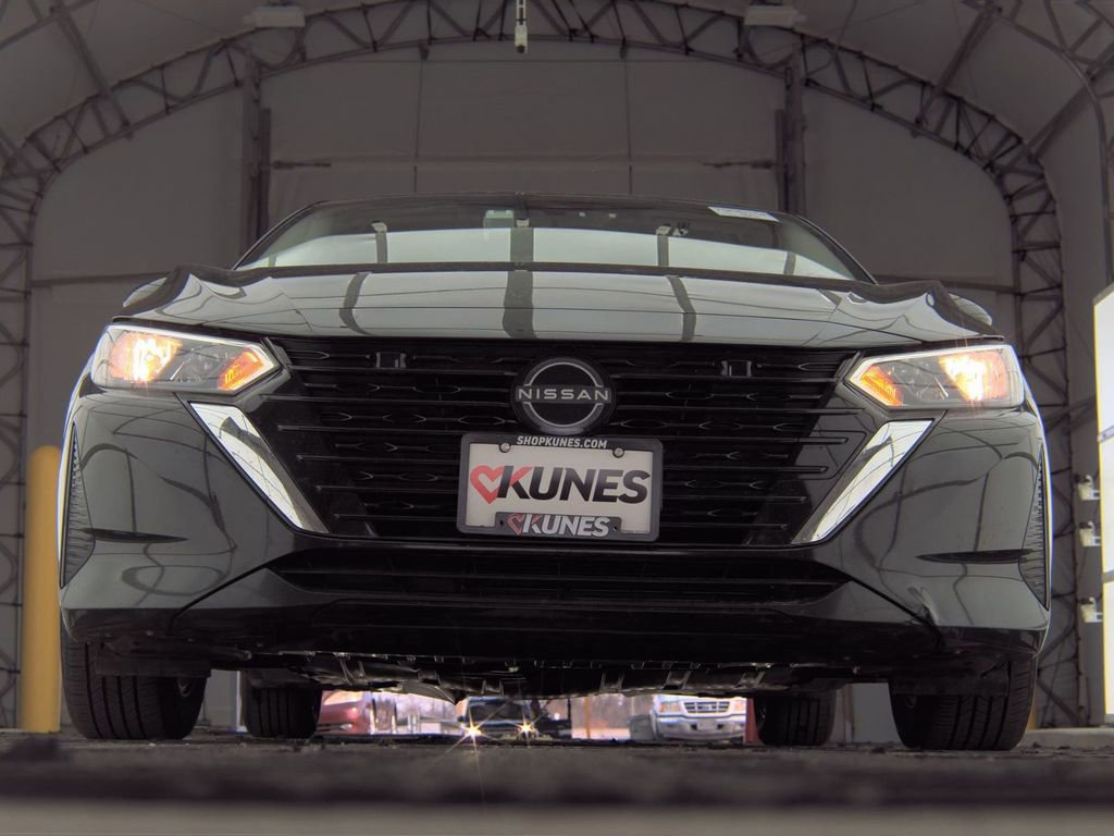 Used 2024 Nissan Sentra SV image 24