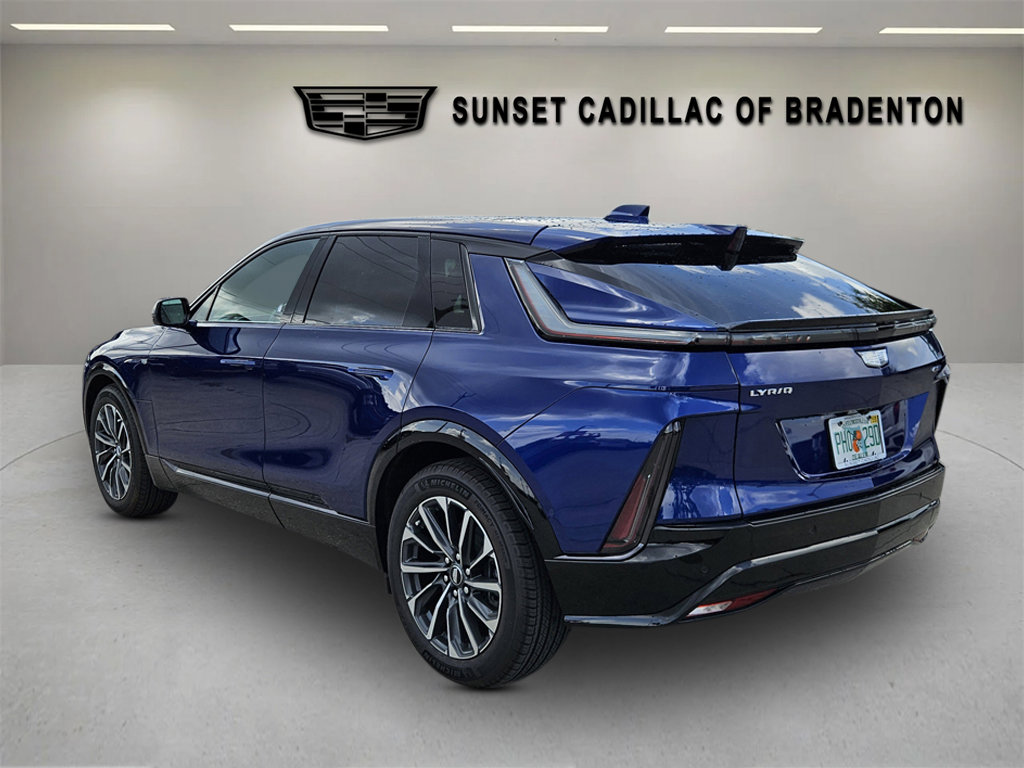 New 2025 Cadillac Lyriq Sport w/ LPO, Floor Liner Package RWD image 5