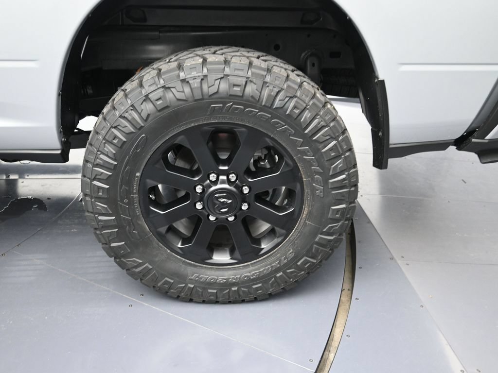 New 2026 RAM 2500 Laramie AWD/4WD image 9