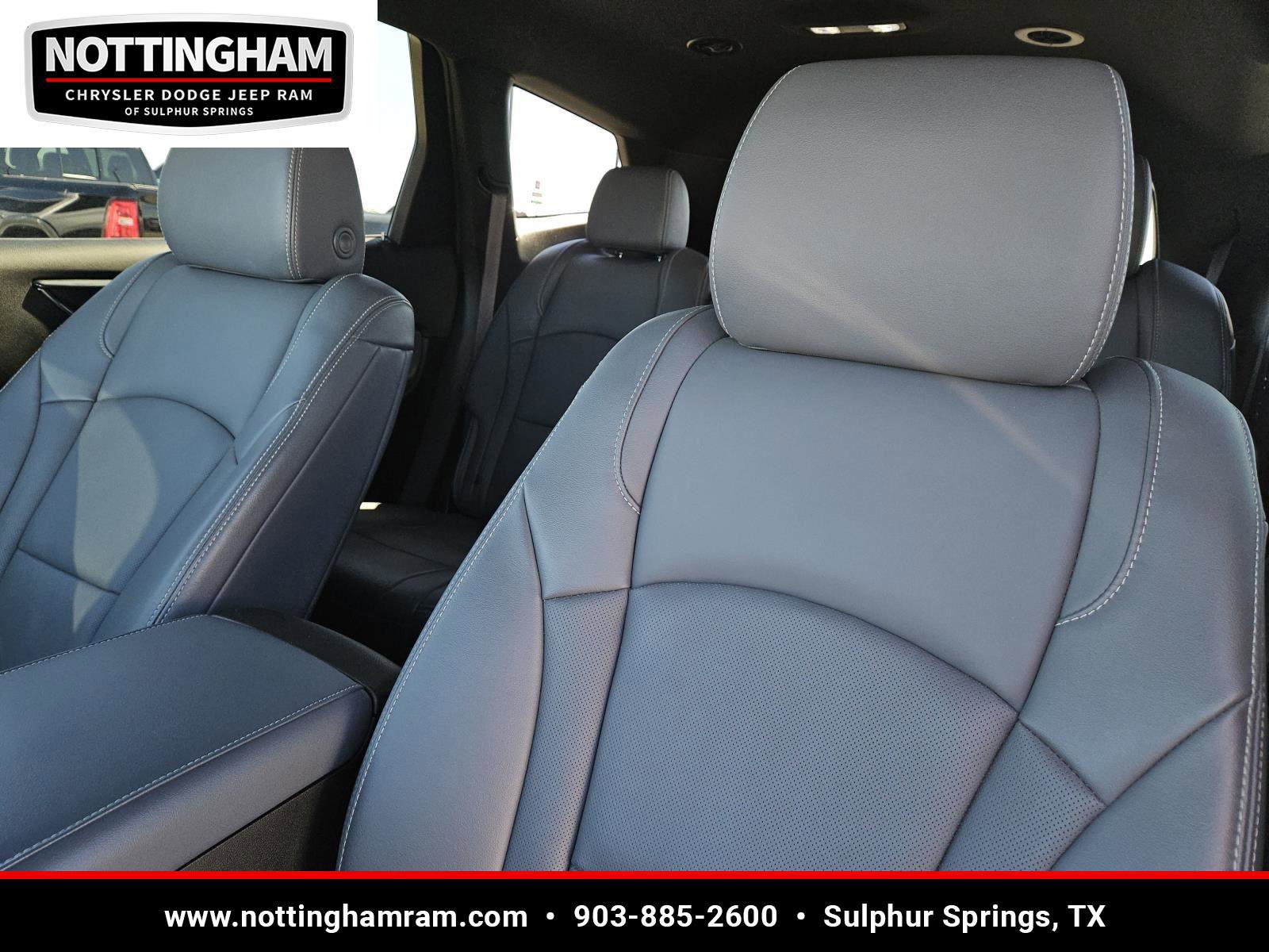 Used 2024 Buick Enclave Premium image 23