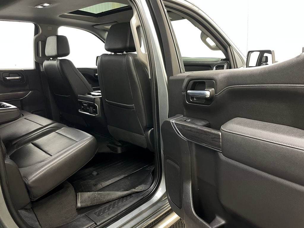 Certified 2021 Chevrolet Silverado 1500 LTZ w/ LTZ Premium Package AWD/4WD image 47