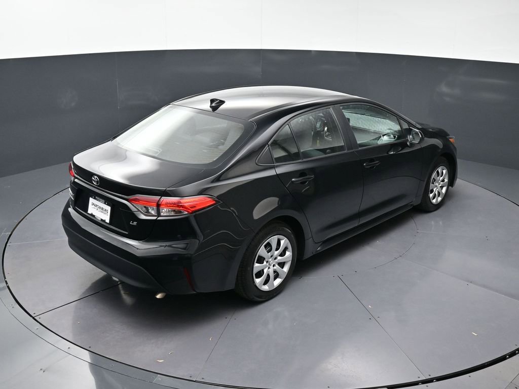 Used 2024 Toyota Corolla LE image 17