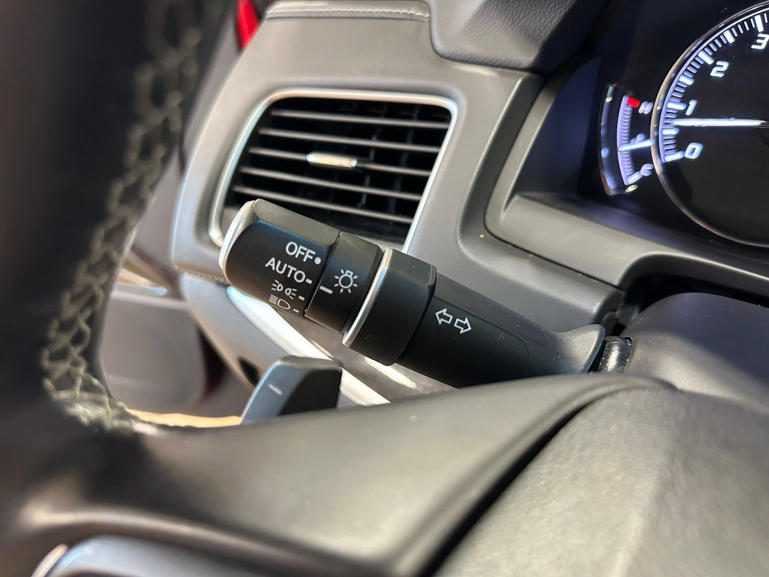 Used 2020 Acura RLX w/ Technology Package FWD image 19
