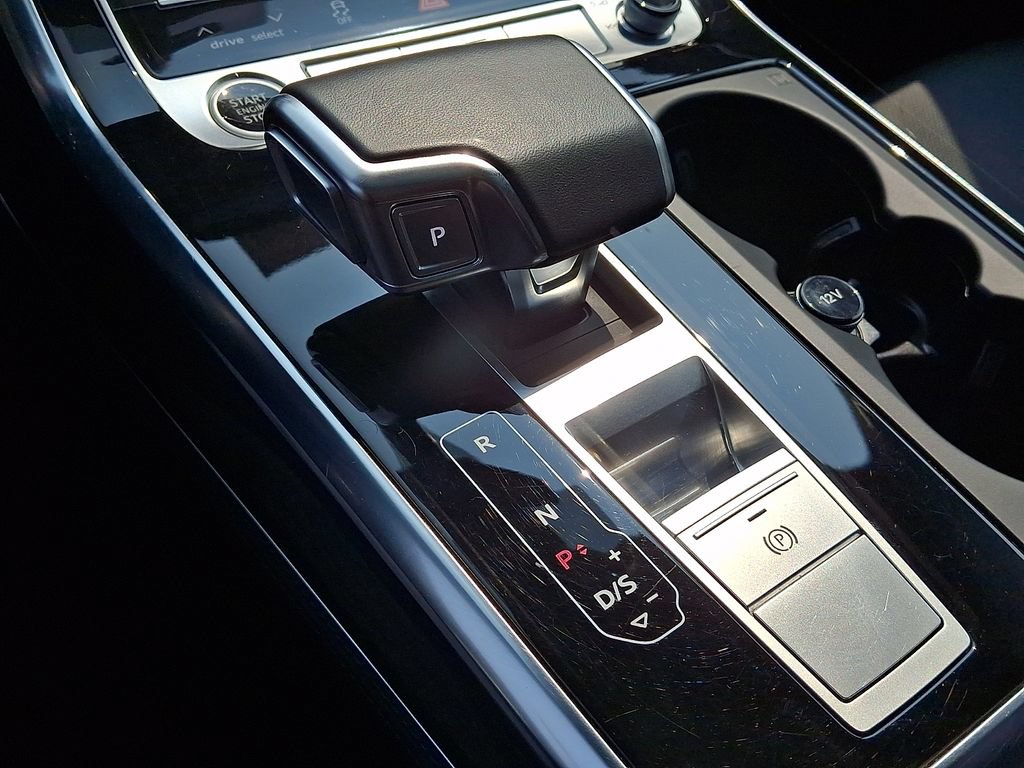 Used 2024 Audi Q7 3.0T Prestige AWD/4WD image 18