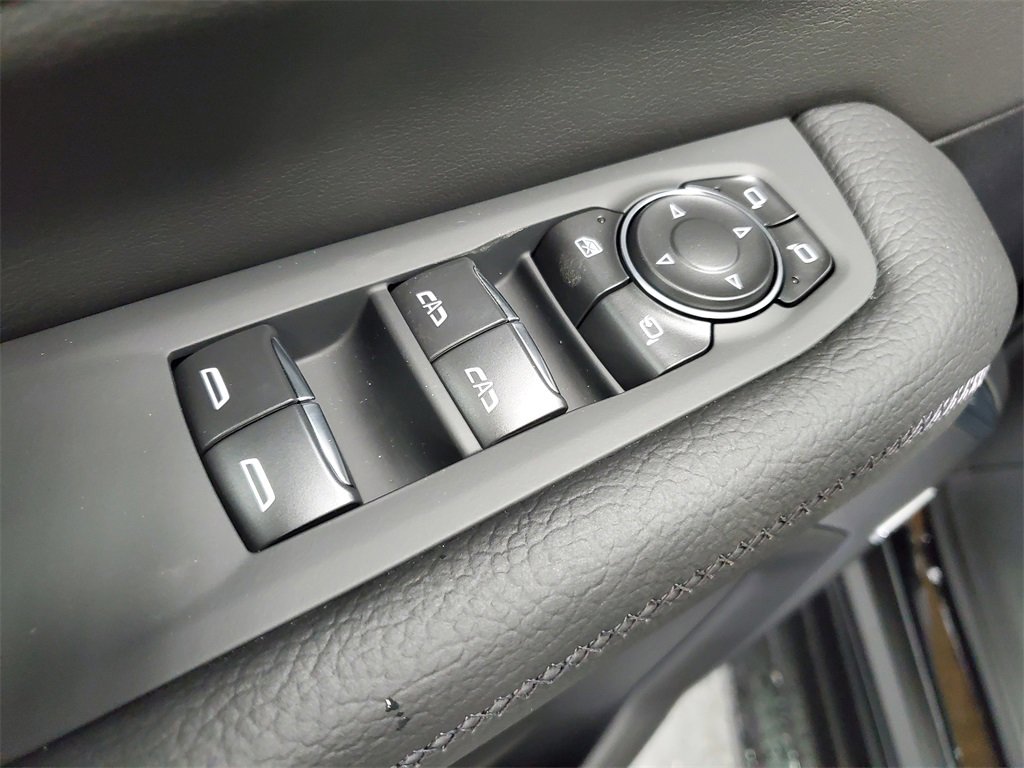 New 2026 GMC Yukon XL Denali w/ LPO, Floor Liner Package image 9