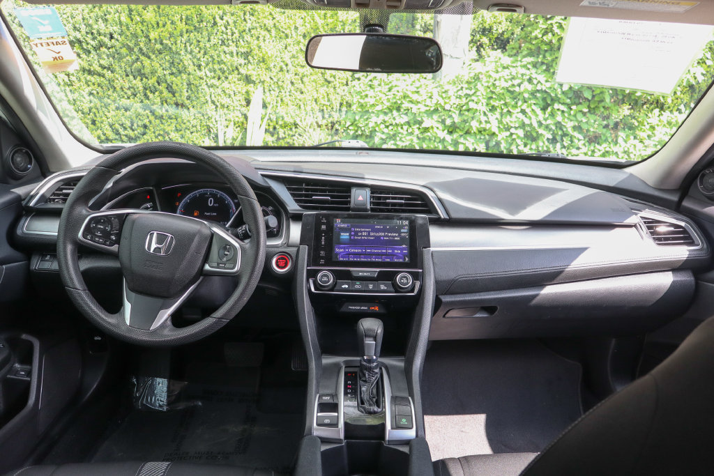 Used 2018 Honda Civic EX image 26