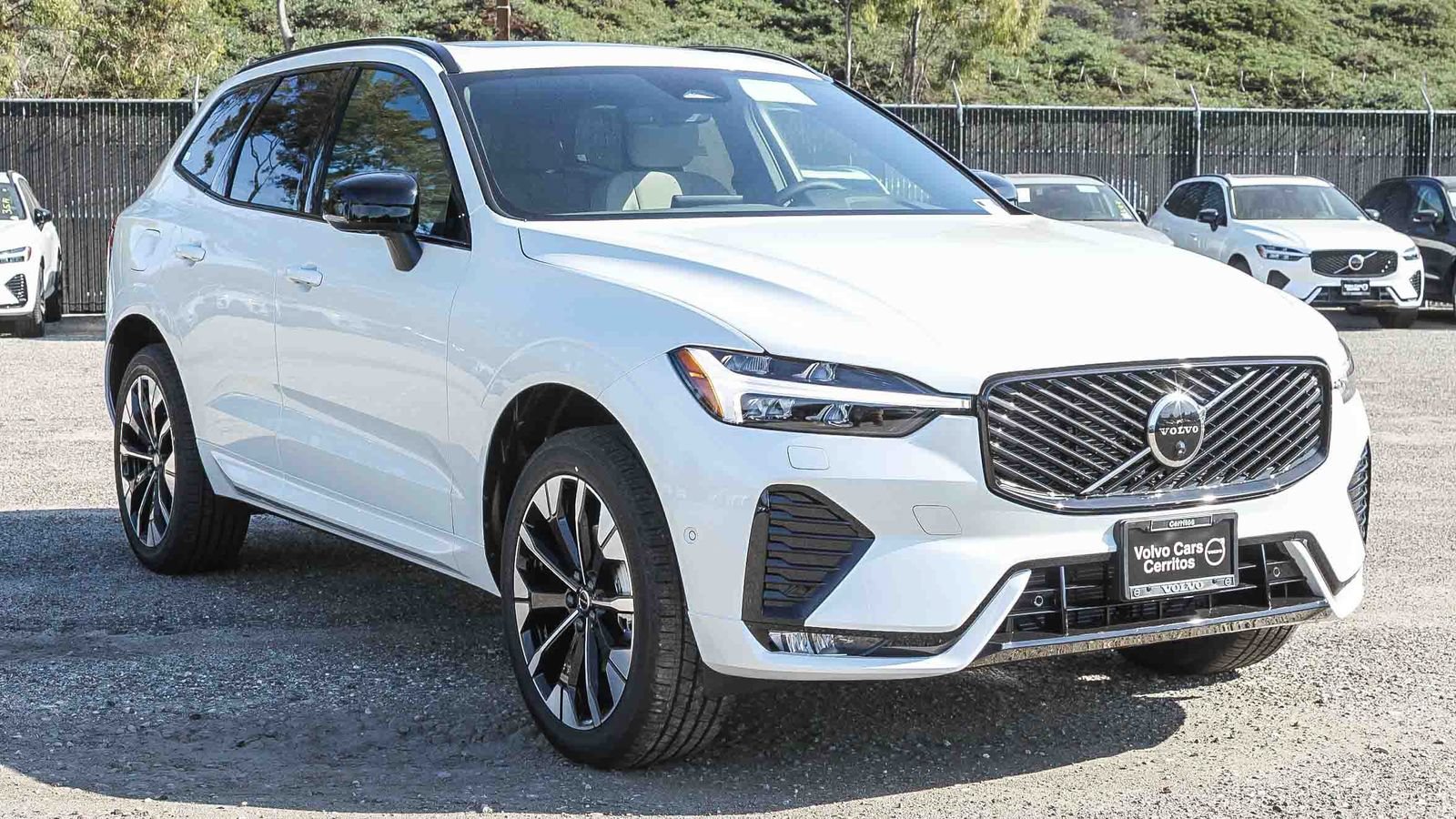New 2026 Volvo XC60 B5 Plus w/ Protection Package Premier AWD/4WD image 3