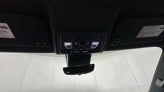 Used 2024 GMC Sierra 1500 AT4 w/ Technology Package AWD/4WD image 25