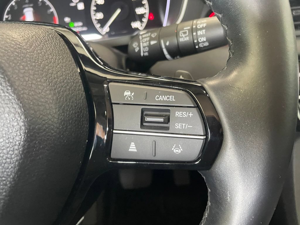 Used 2025 Honda Pilot EX-L image 14