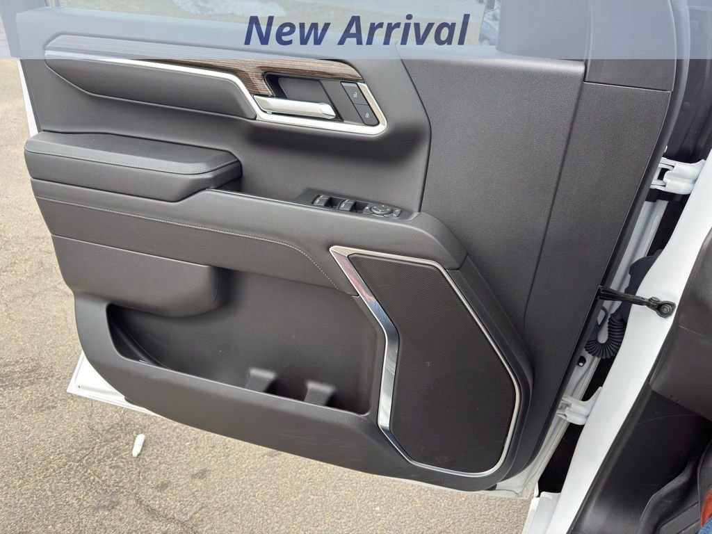Certified 2024 GMC Sierra 1500 Elevation image 11
