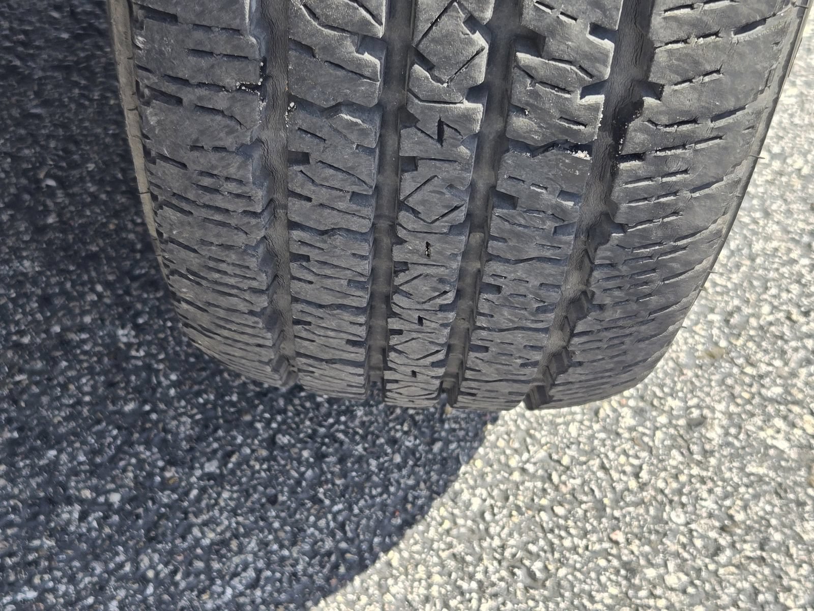 Used 2003 Ford E-350 and Econoline 350 Super Duty RWD image 12