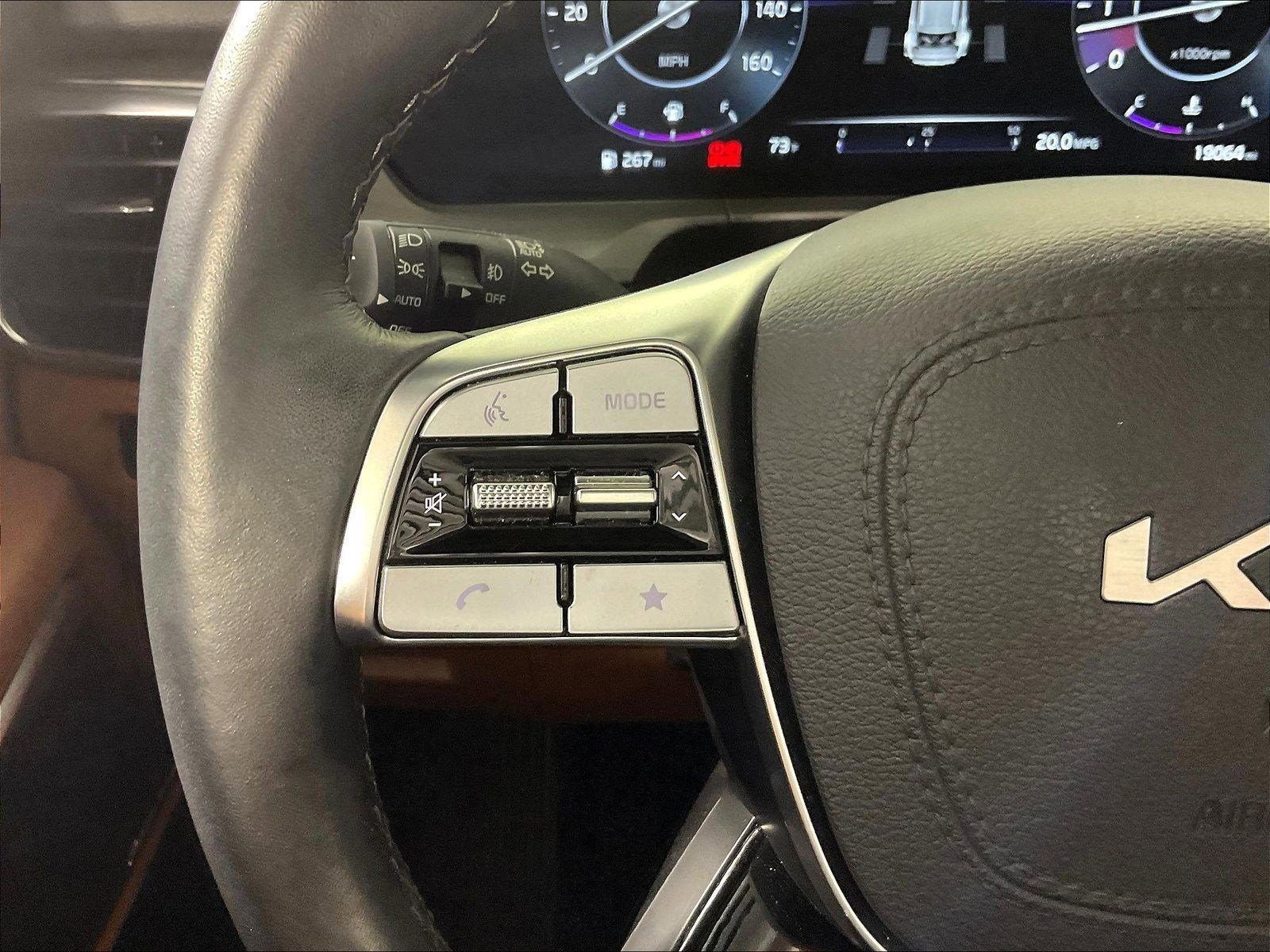 Certified 2025 Kia Telluride SX Prestige X-Line AWD/4WD image 12