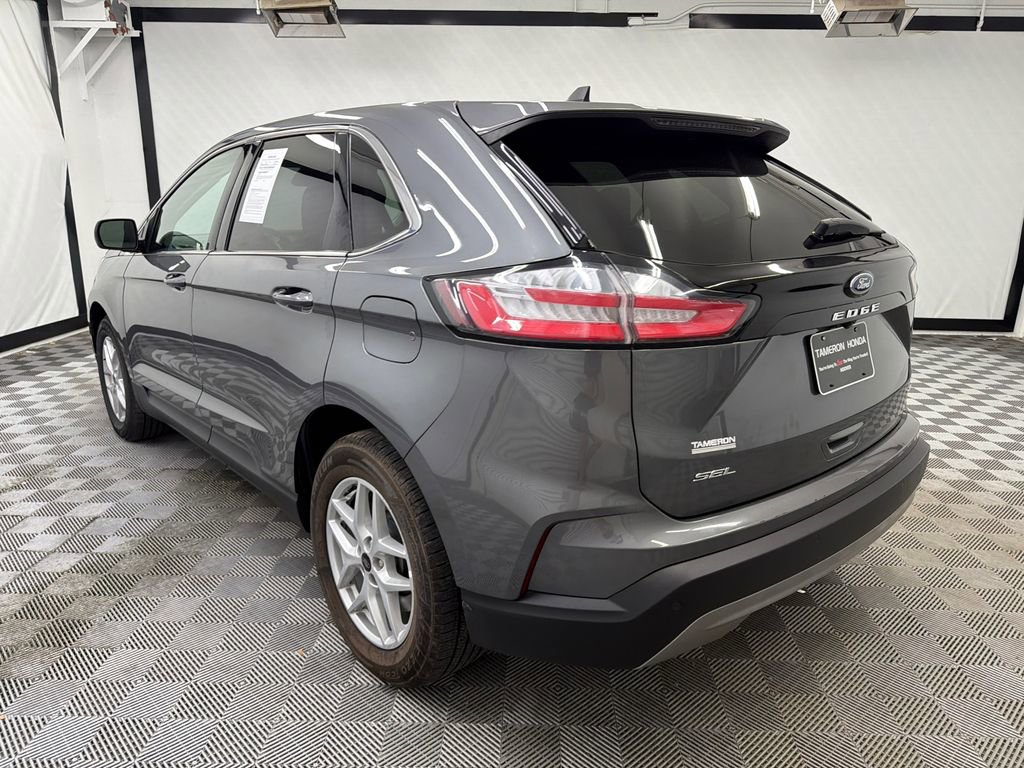 Used 2024 Toyota RAV4 XSE w/ Weather Package AWD/4WD image 36