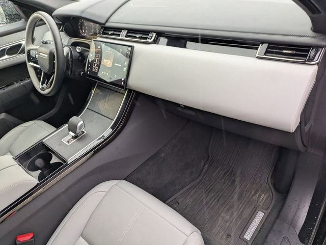 Used 2026 Land Rover Range Rover Velar Dynamic SE image 19