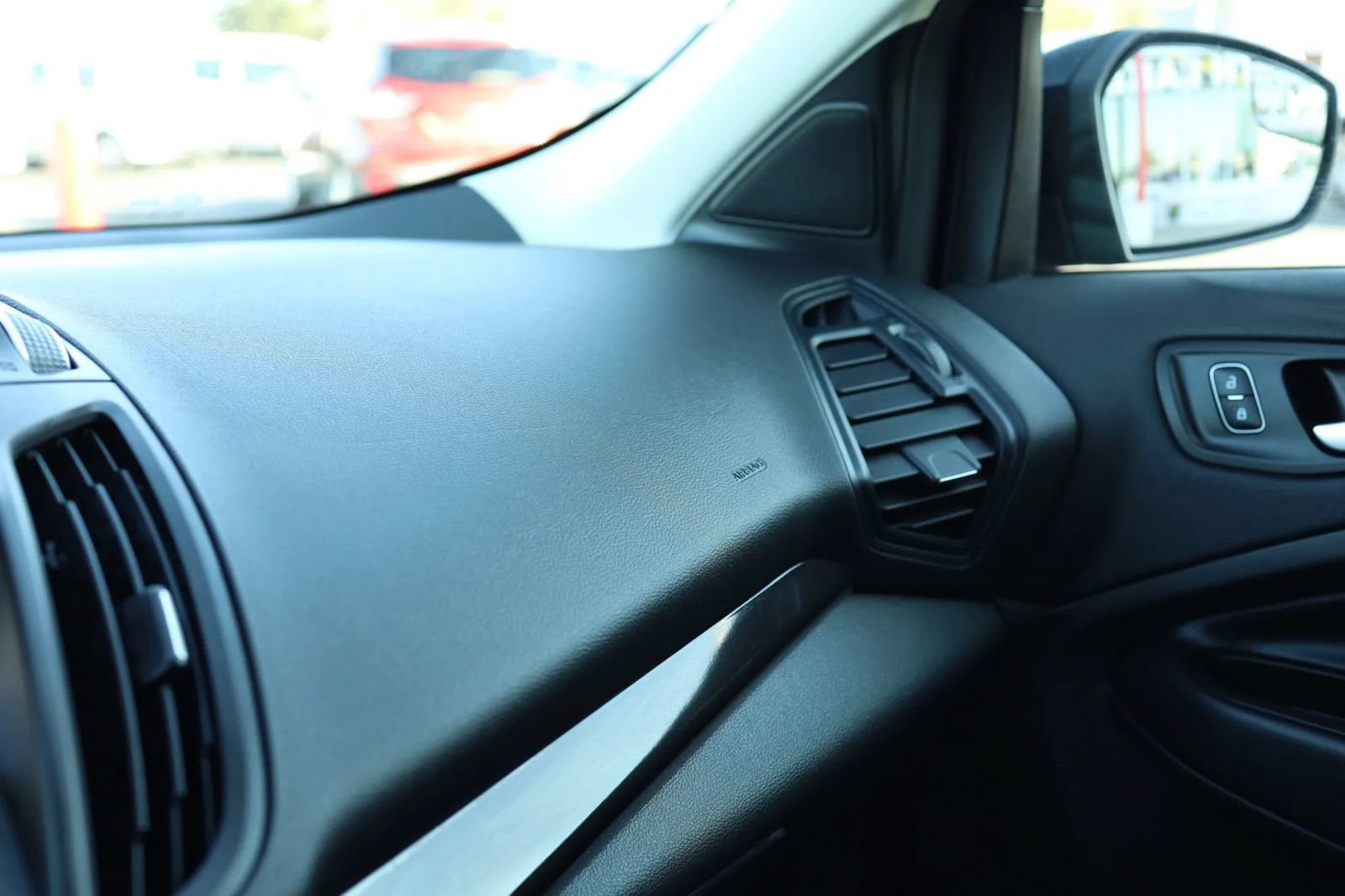 Used 2019 Ford Escape SE AWD/4WD image 23