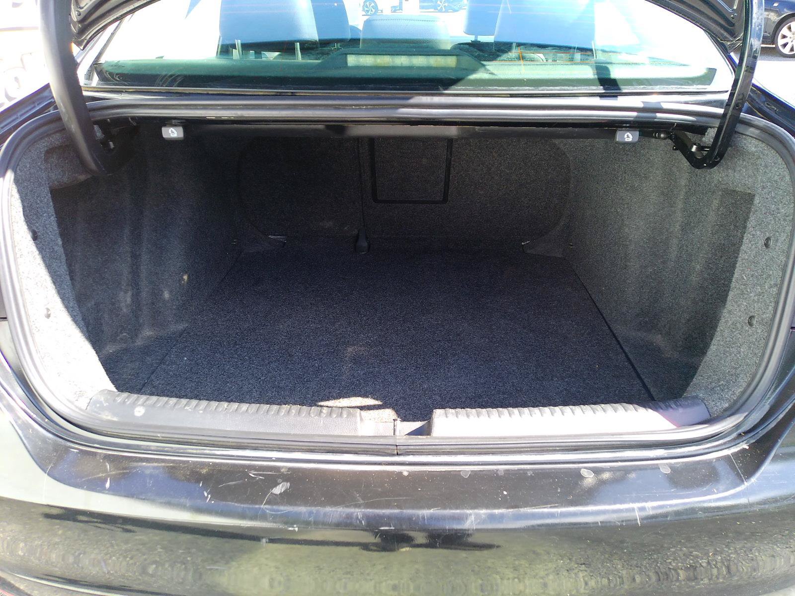 Used 2012 Volkswagen Jetta SEL FWD image 31