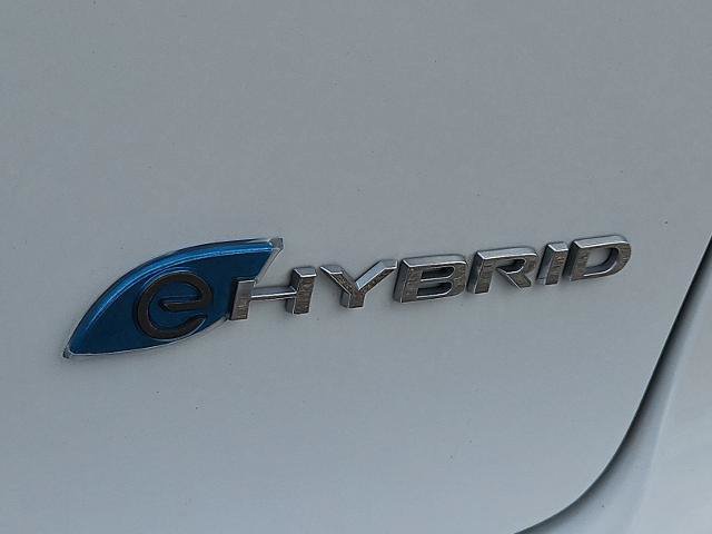 Used 2024 Chrysler Pacifica Limited FWD image 28