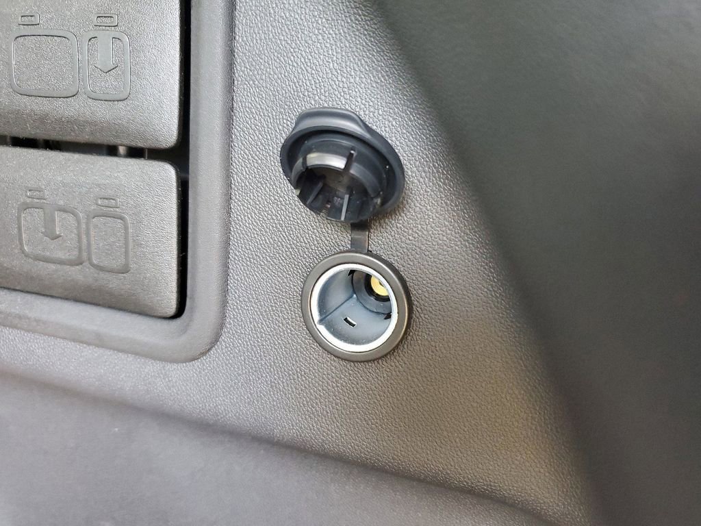 Used 2023 Chevrolet Equinox LT image 8