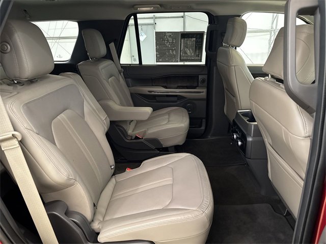 Used 2019 Ford Expedition Limited w/ Equipment Group 302A image 28