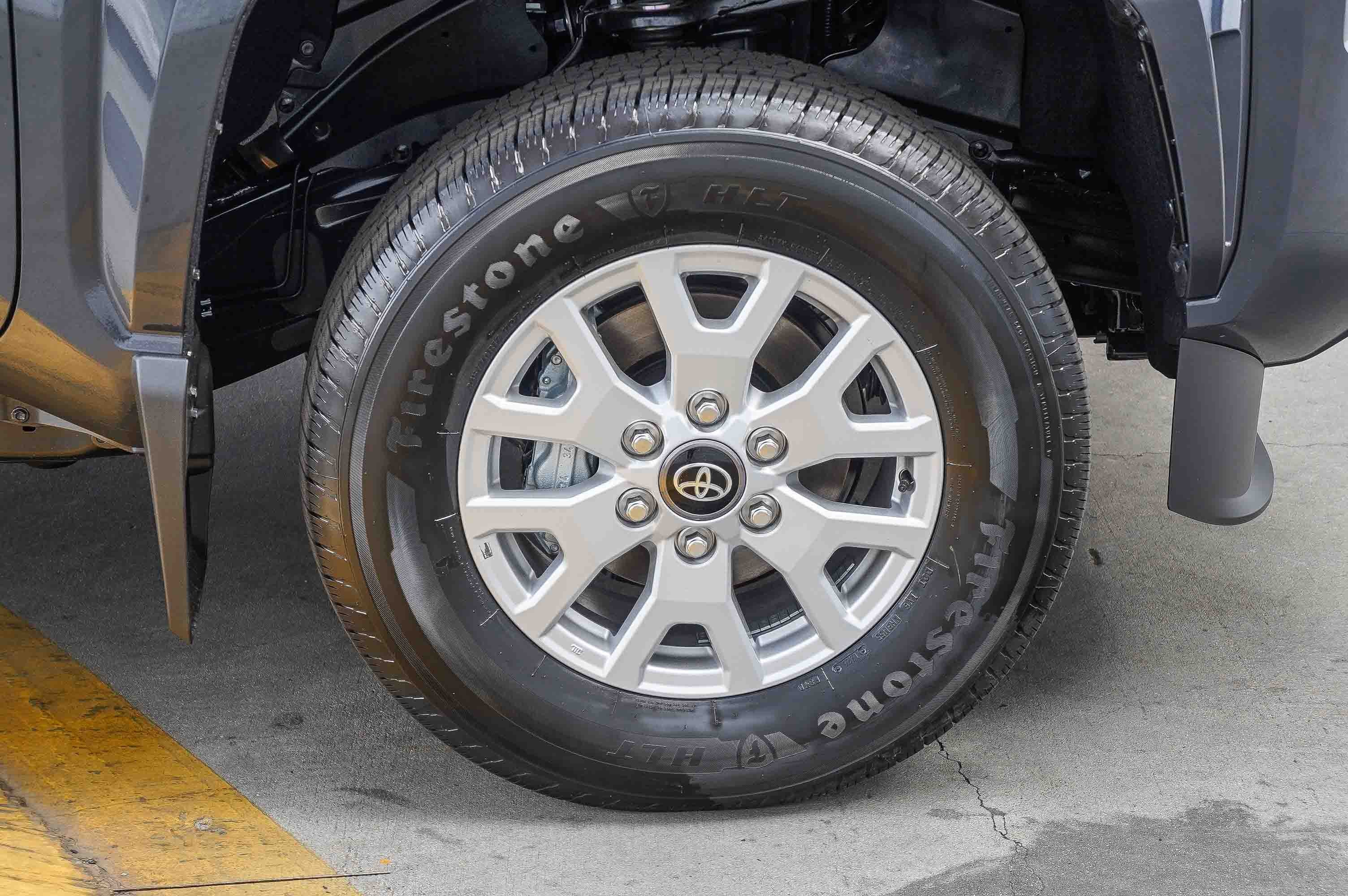 New 2026 Toyota Tacoma SR5 RWD image 11