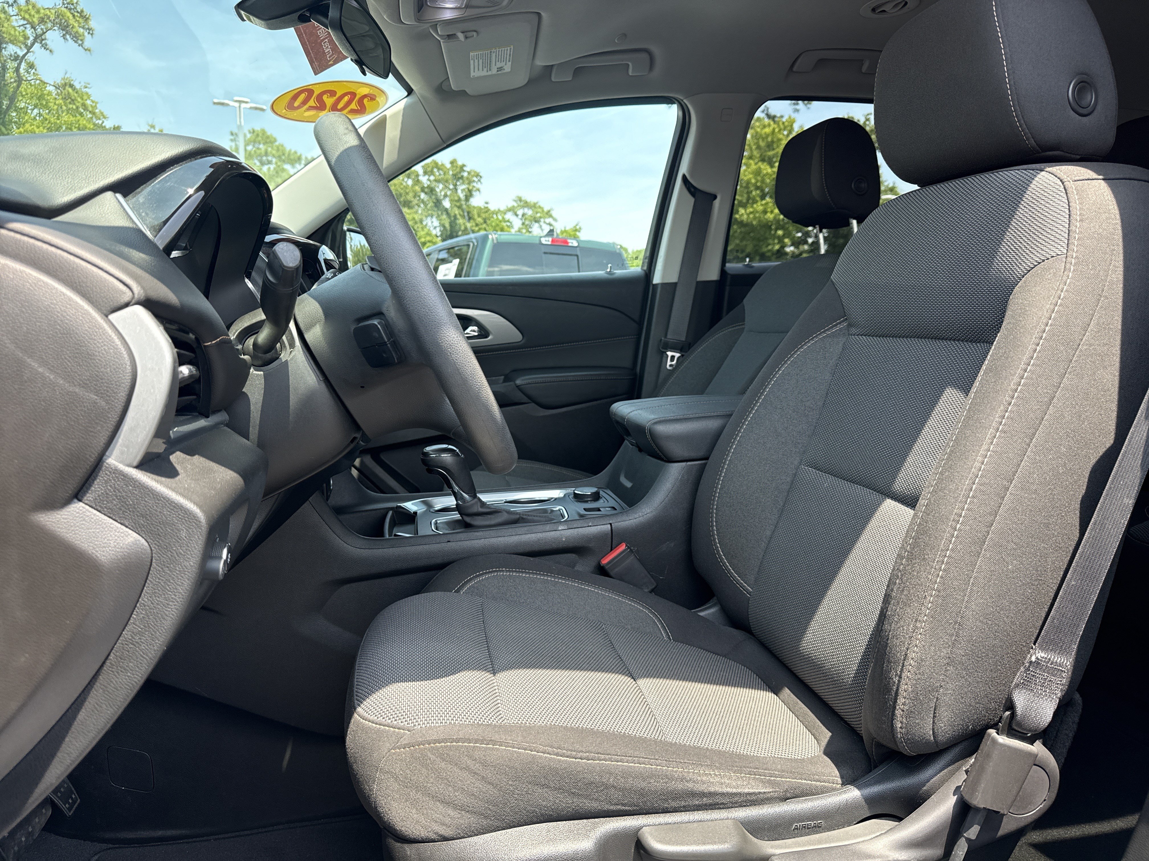 Used 2020 Chevrolet Traverse LS FWD image 16